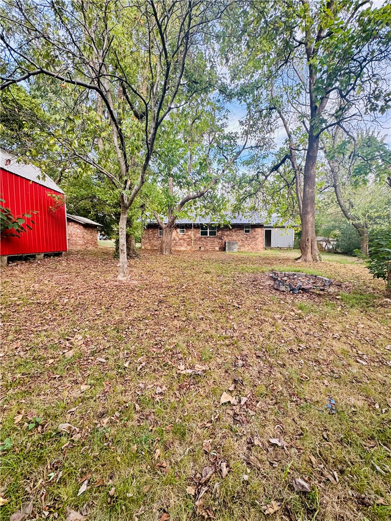main property photo 14