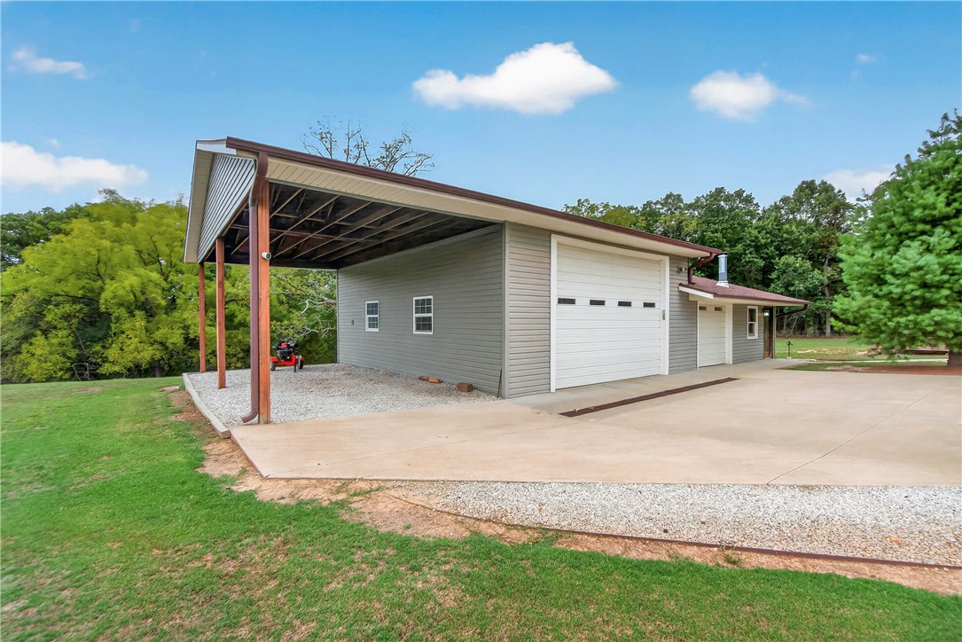 main property photo 15