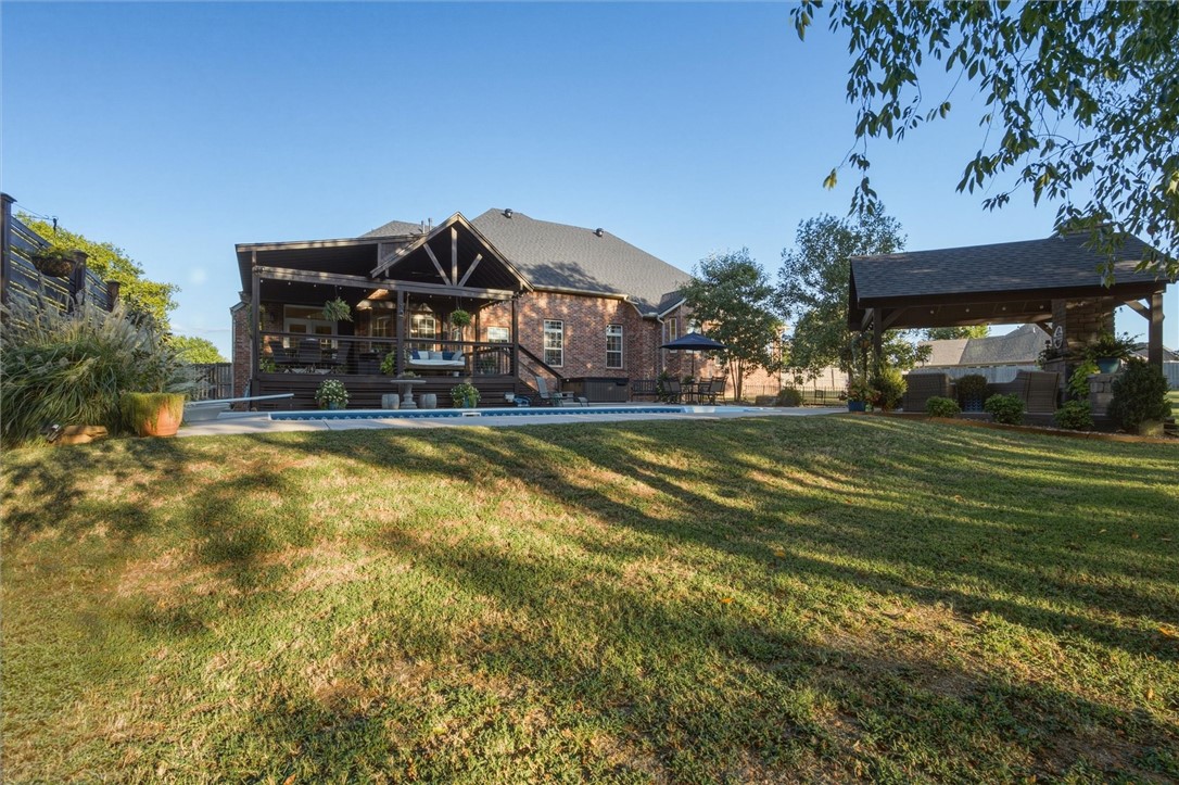 main property photo 42