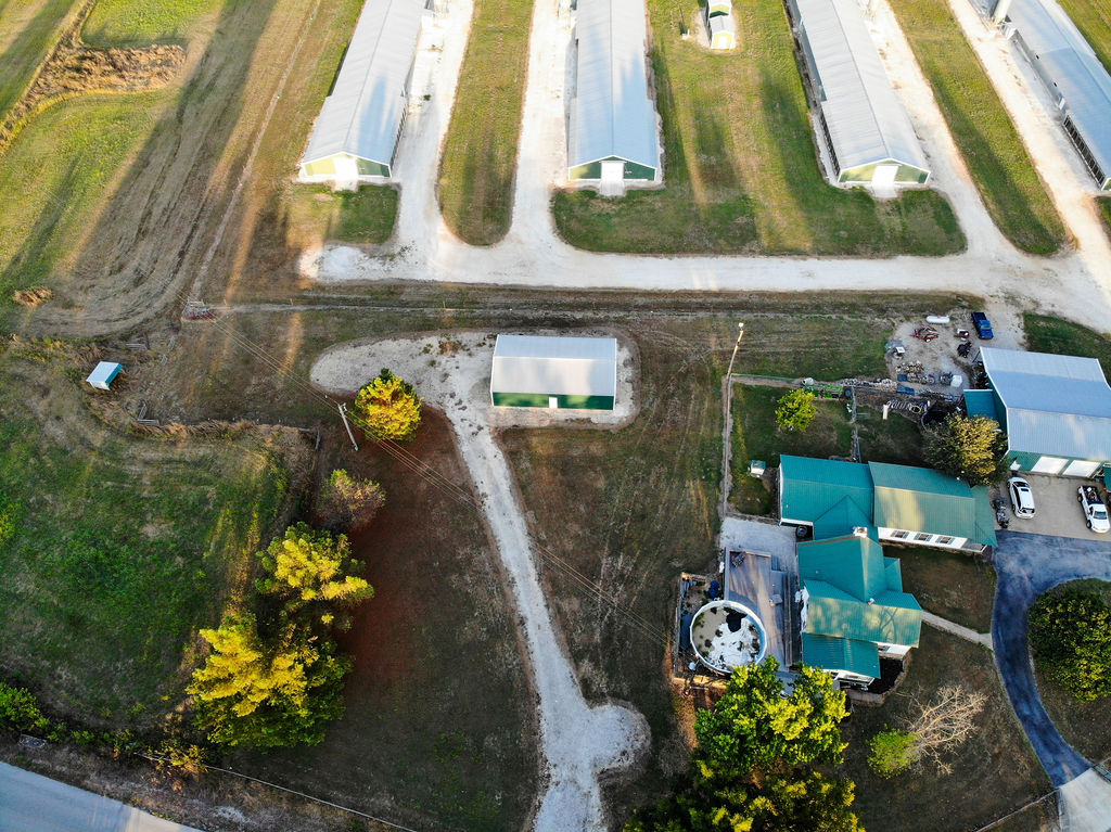 main property photo 16