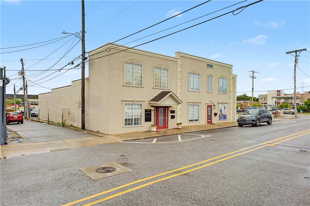 main property photo 40
