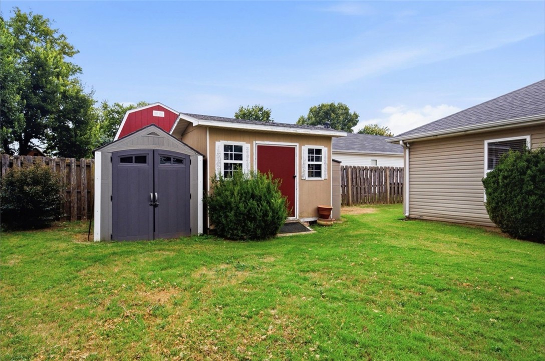 main property photo 15
