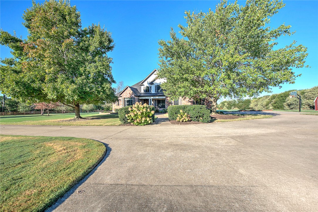 main property photo 2