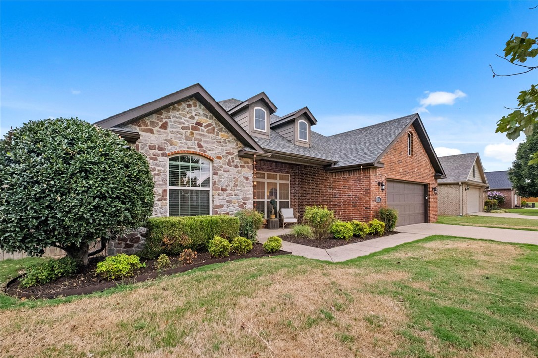 main property photo 2
