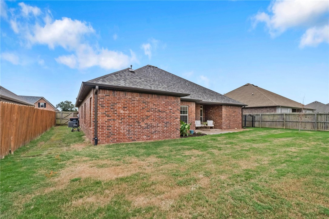 main property photo 27