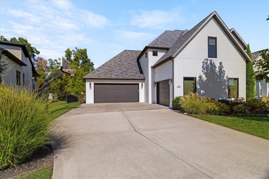 main property photo 51