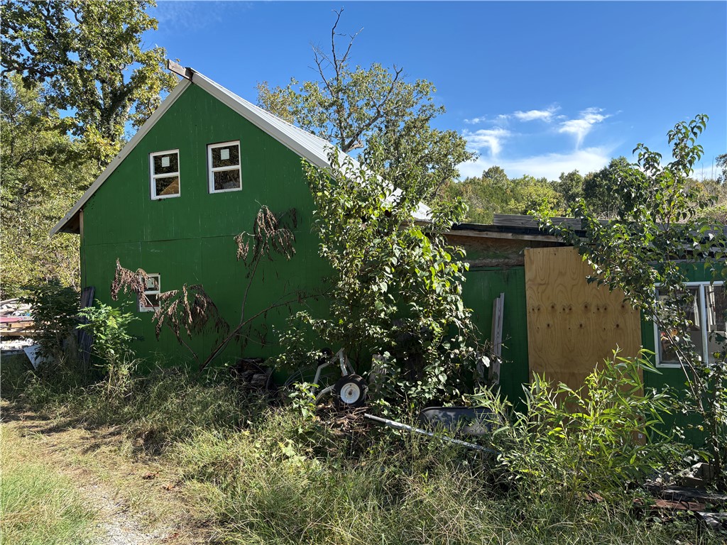 main property photo 16