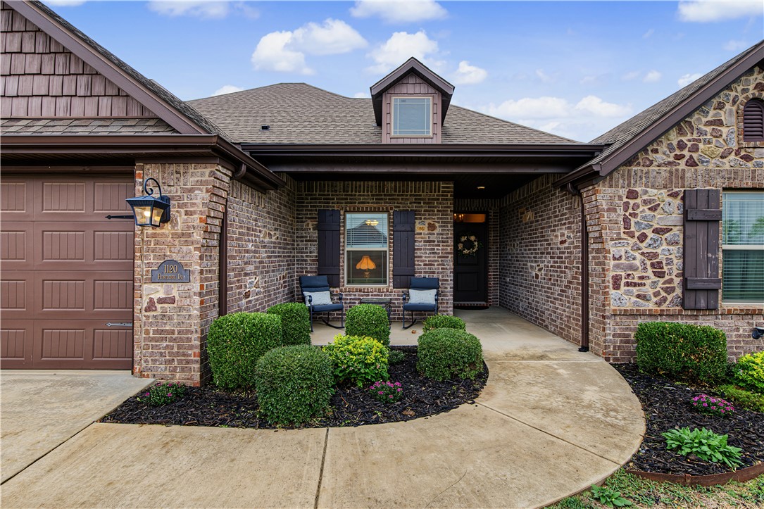 main property photo 6