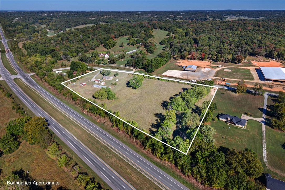 main property photo 39