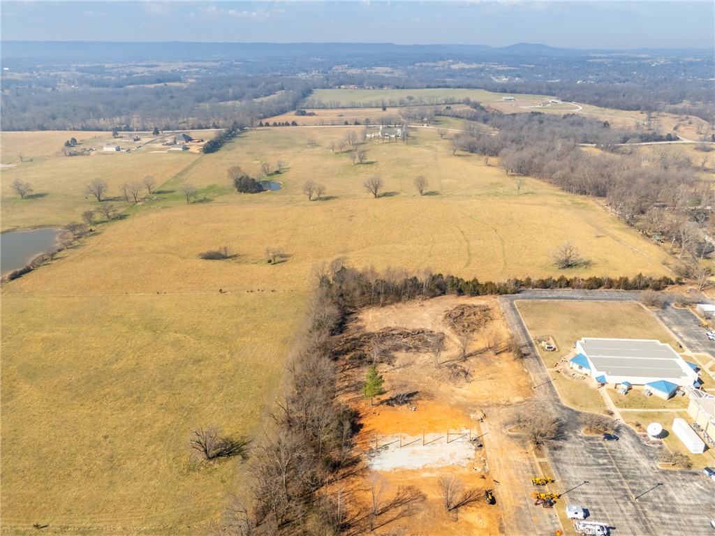 main property photo 8