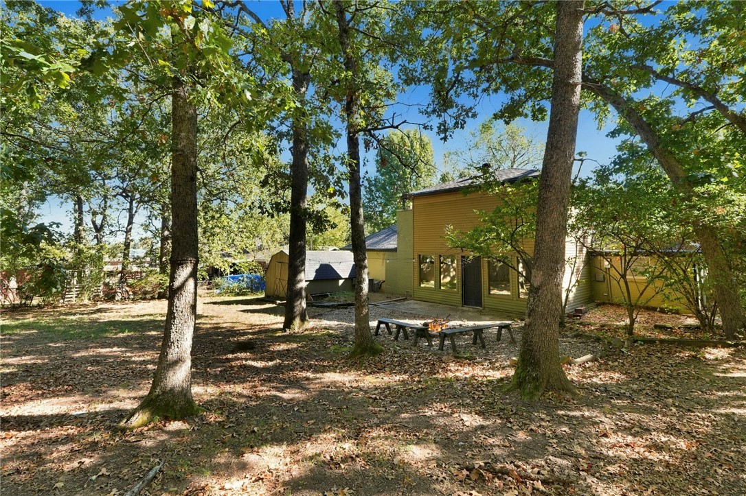 main property photo 40