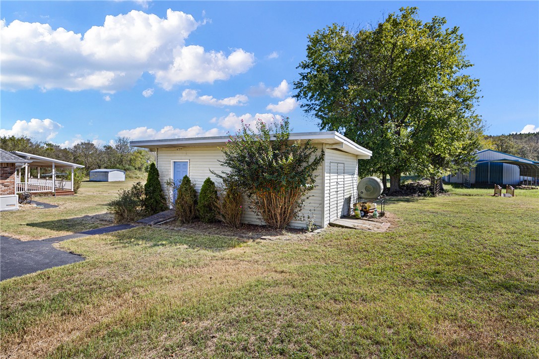 main property photo 44