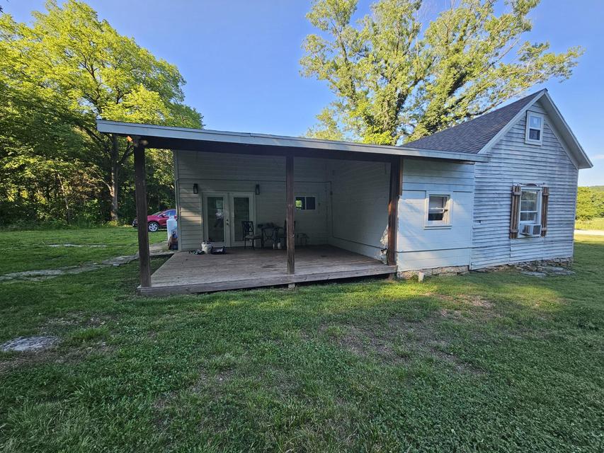 main property photo 4