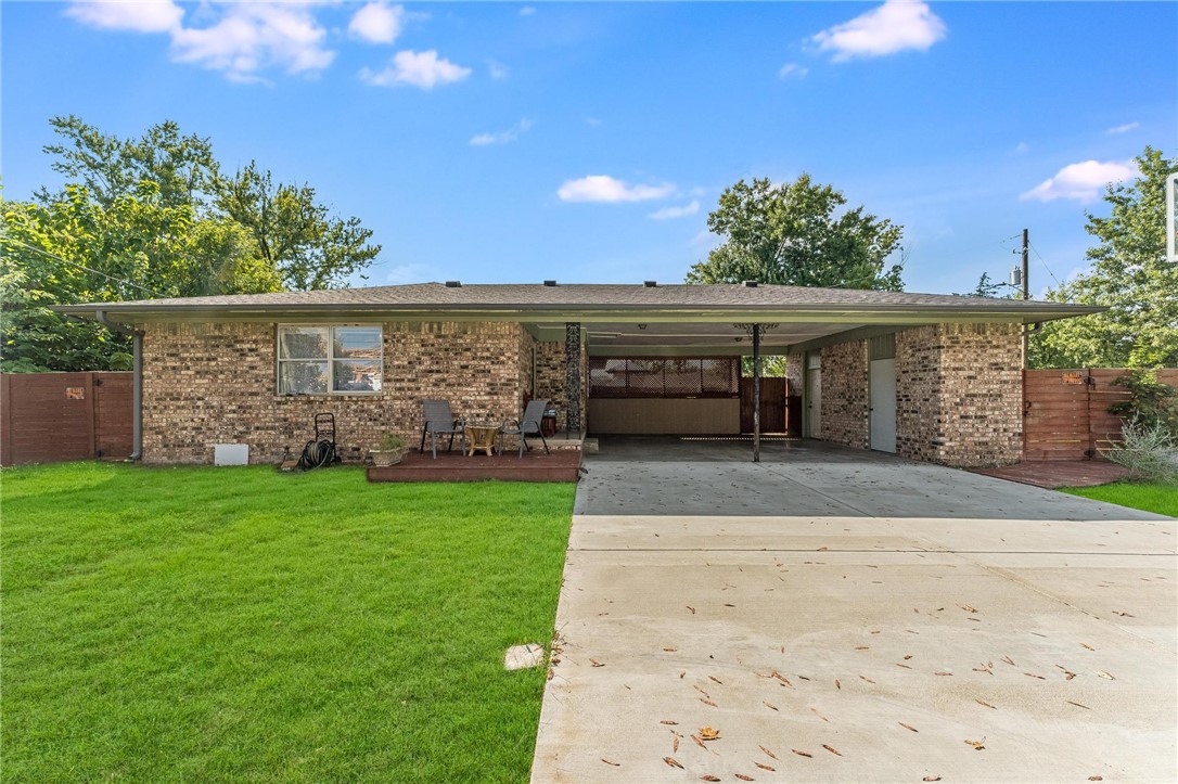 main property photo 10