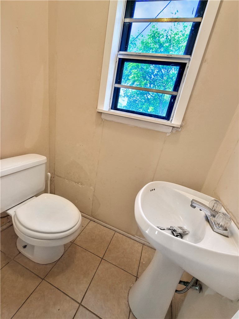 main property photo 16