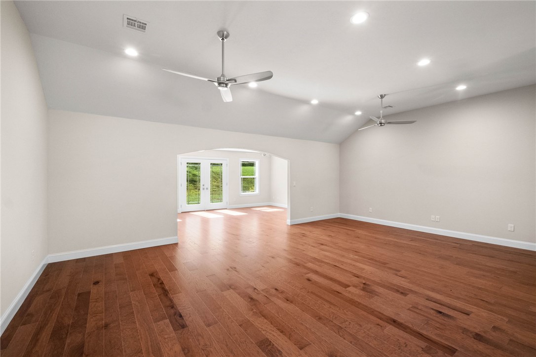 main property photo 59