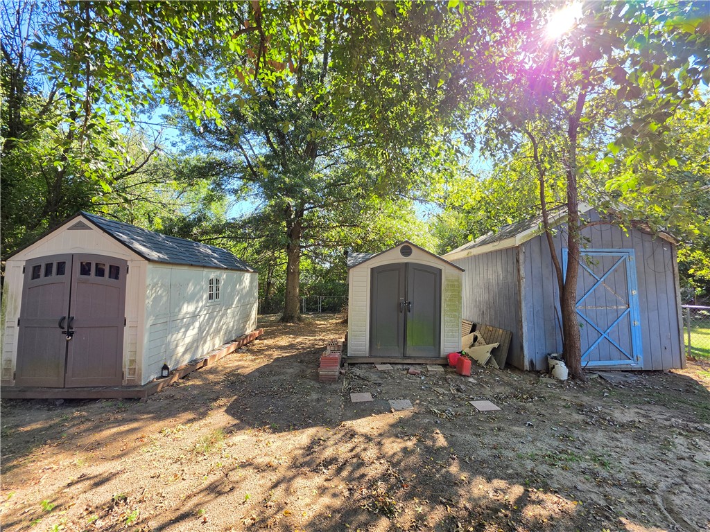 main property photo 26