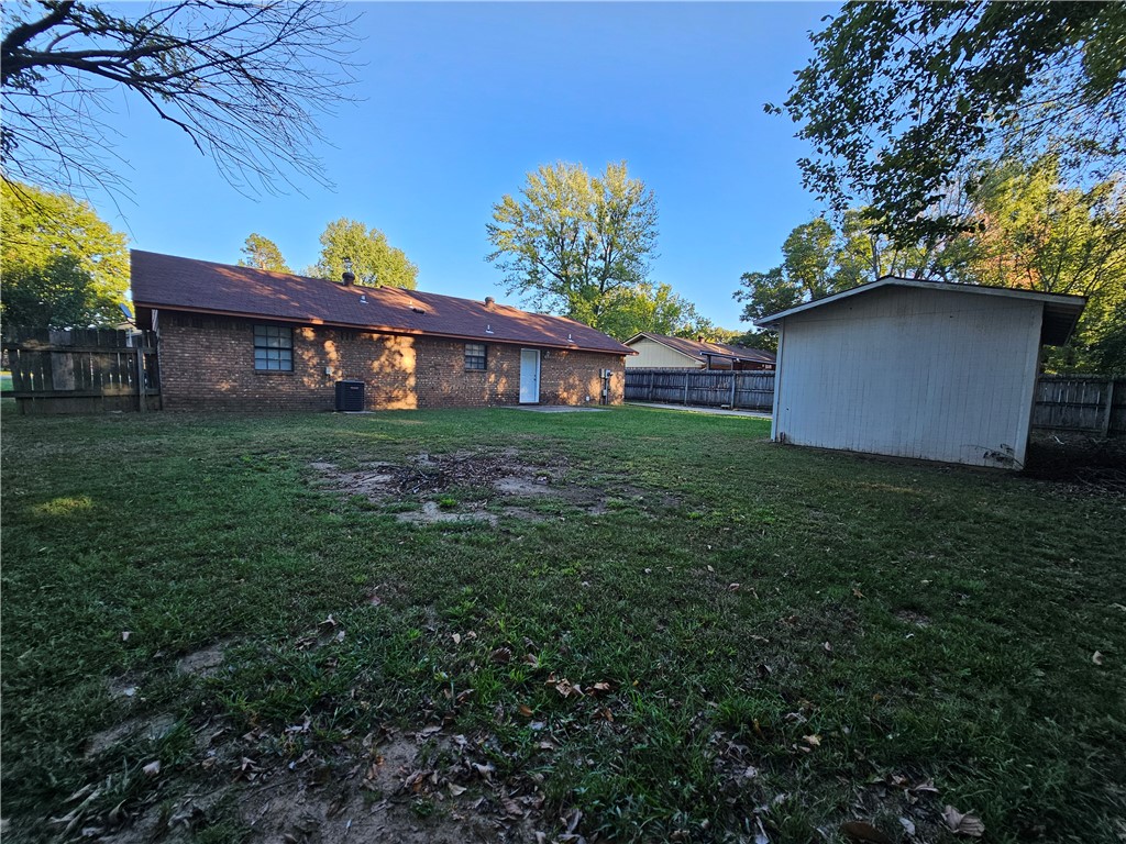 main property photo 28