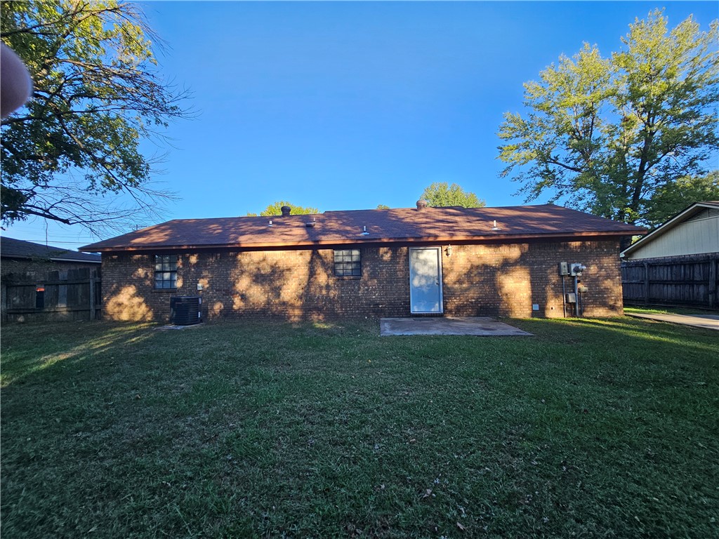 main property photo 30