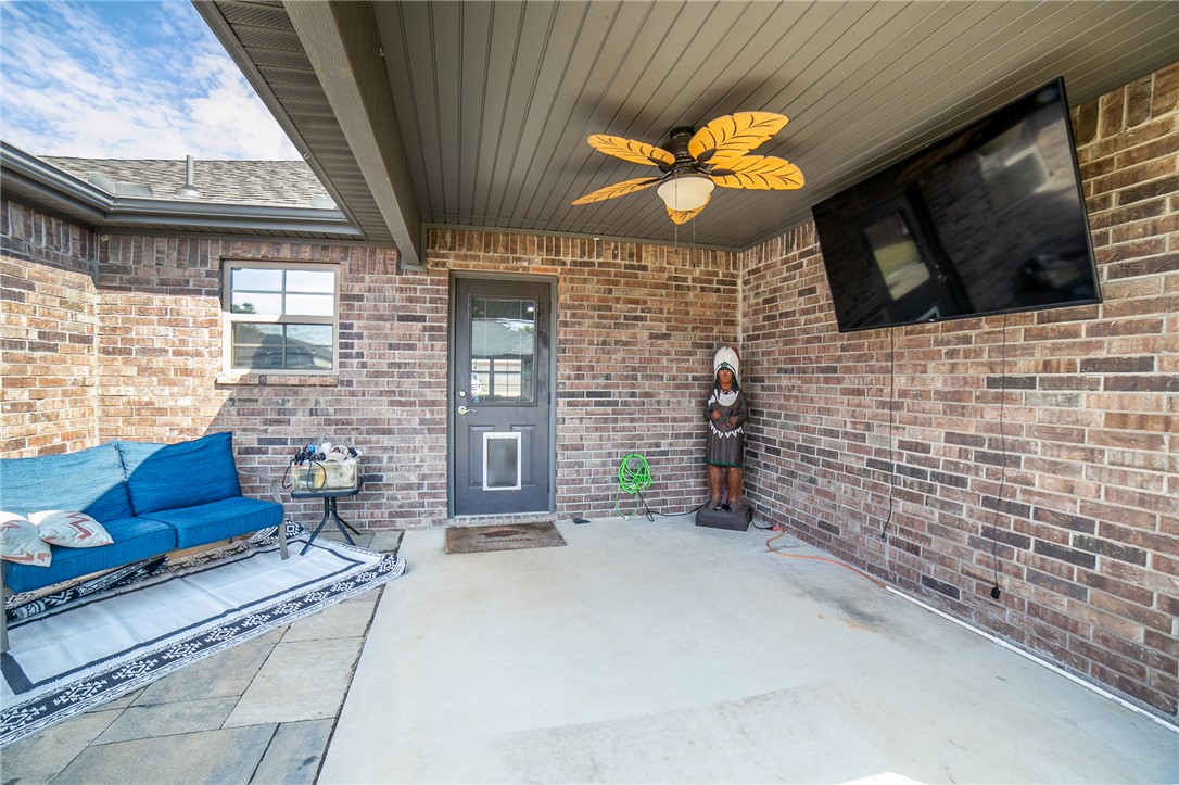 main property photo 29