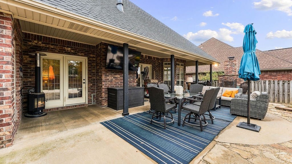 main property photo 41