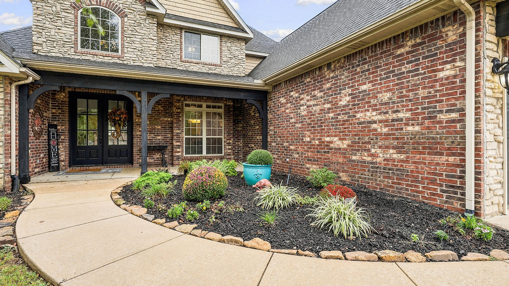 main property photo 7