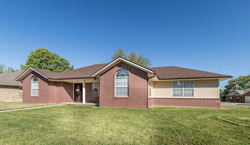 main property photo 49