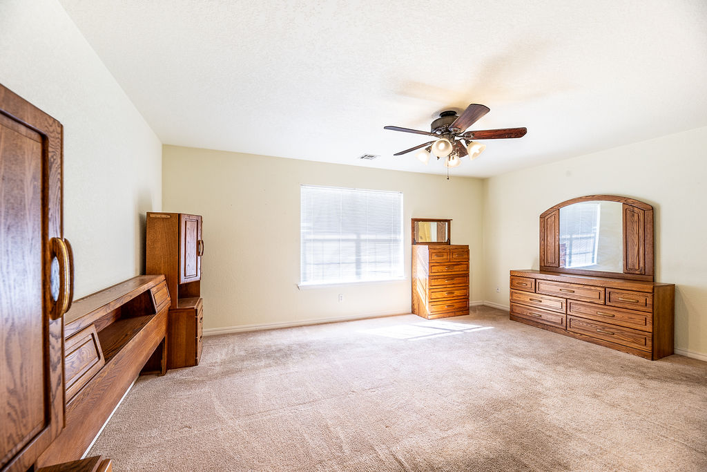 main property photo 59