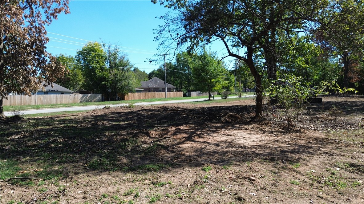main property photo 7