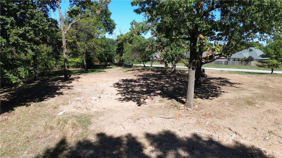 main property photo 8