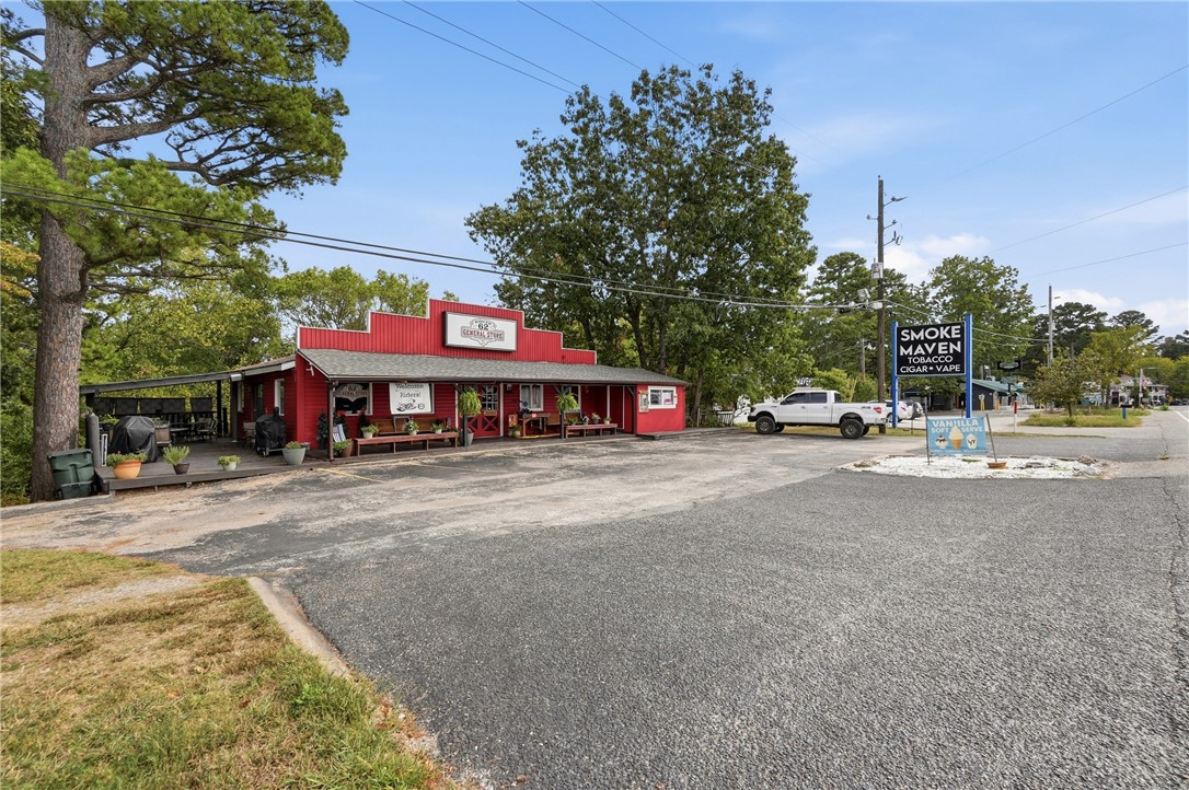 main property photo 30