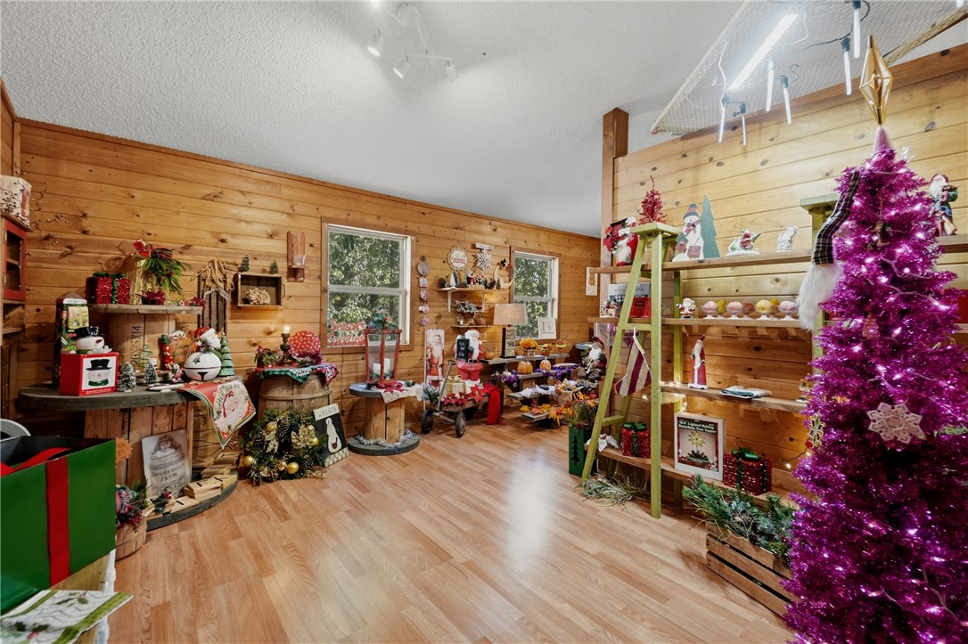 main property photo 43