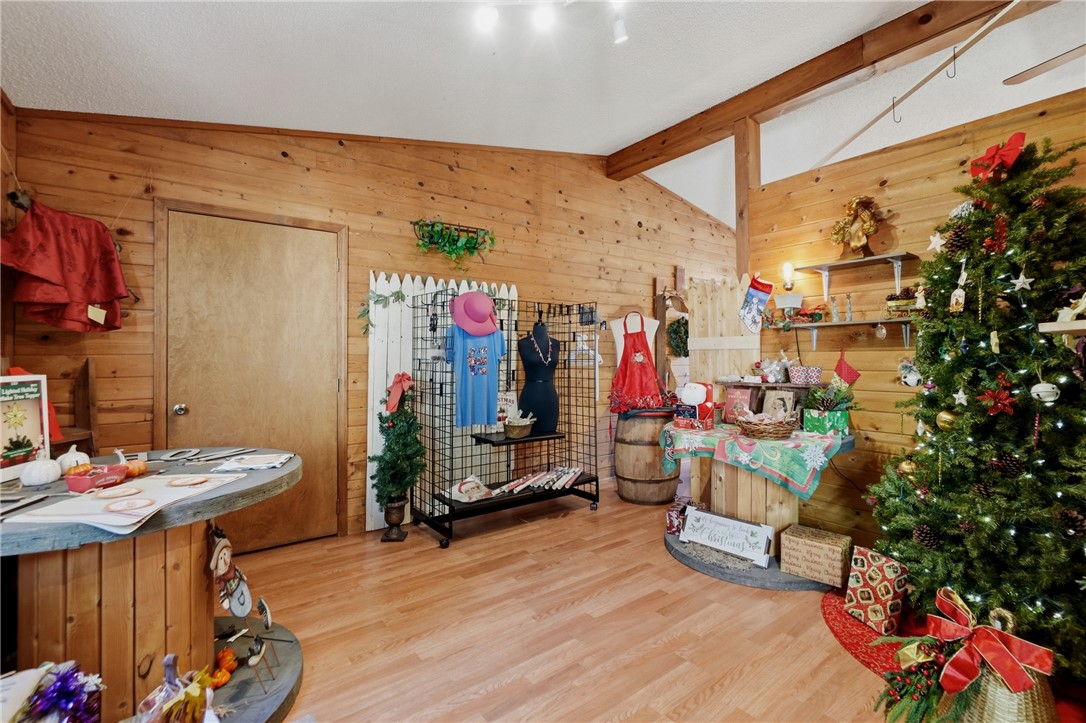 main property photo 44
