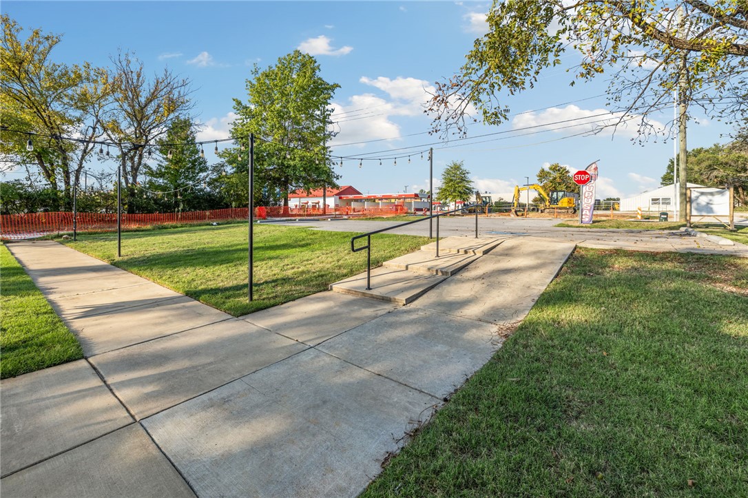 main property photo 7