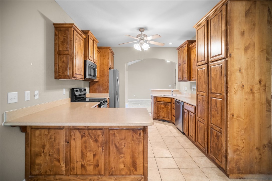 main property photo 7