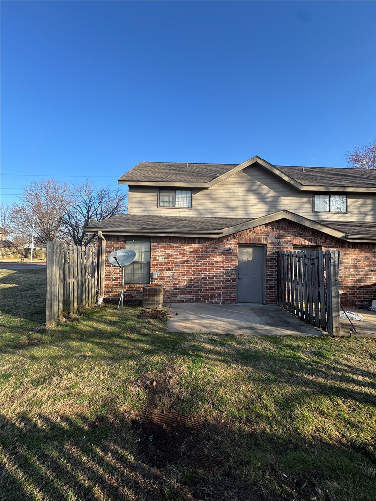 main property photo 13