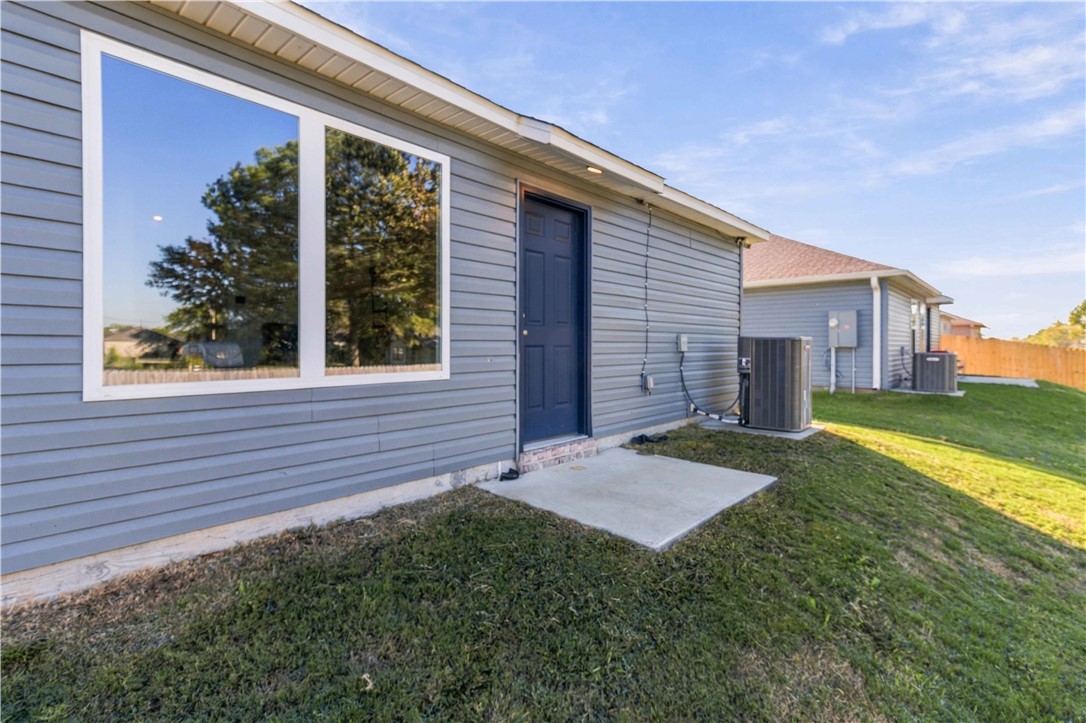 main property photo 27