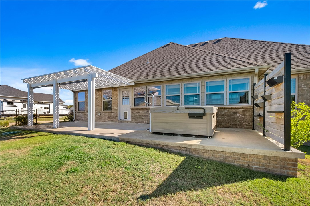 main property photo 21