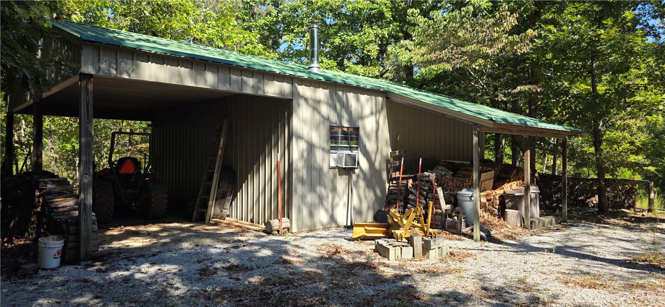 main property photo 38
