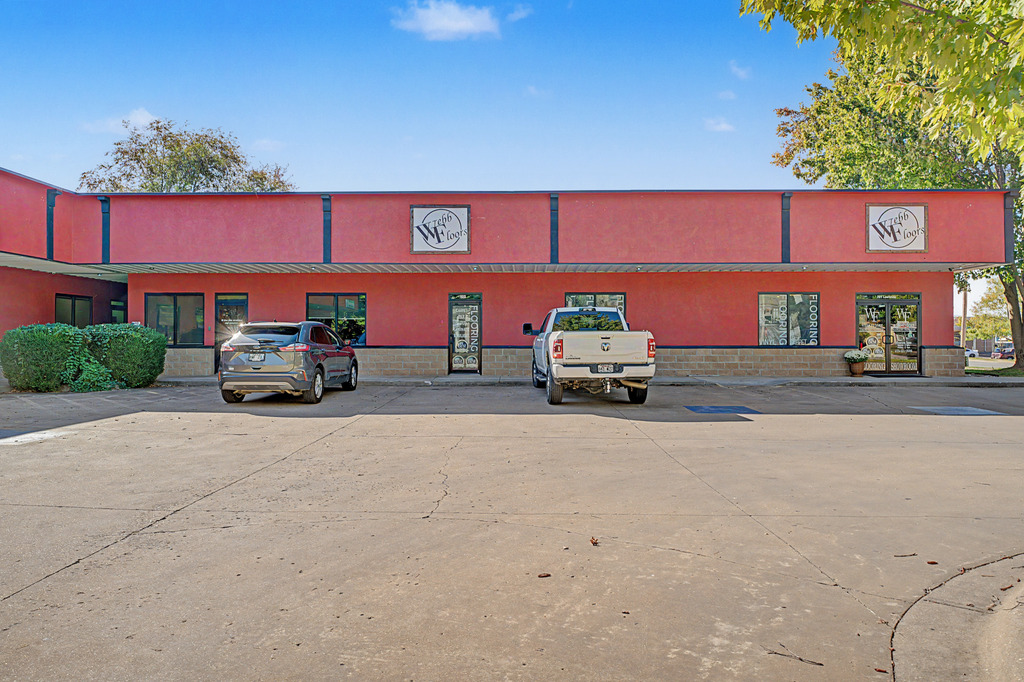 main property photo 4