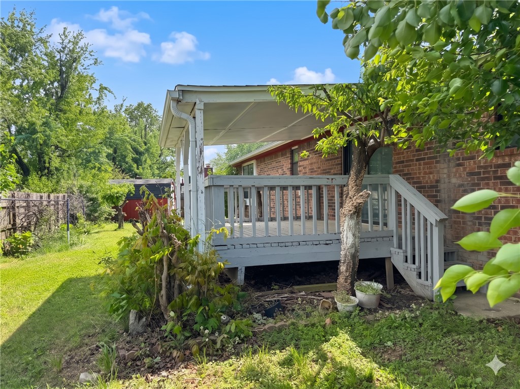 main property photo 30