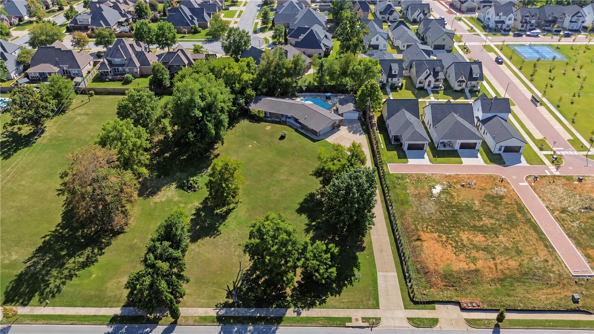 main property photo 4