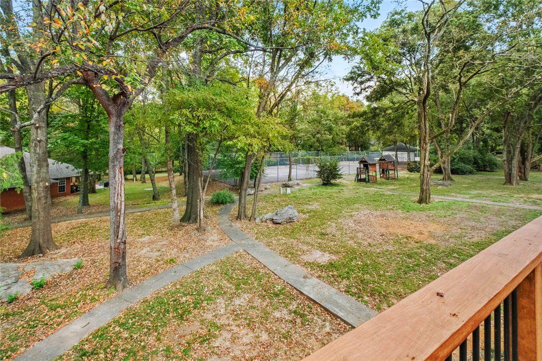 main property photo 20