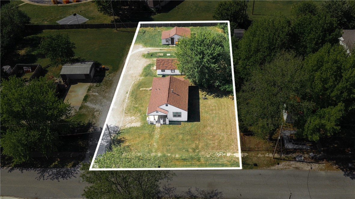 main property photo 32