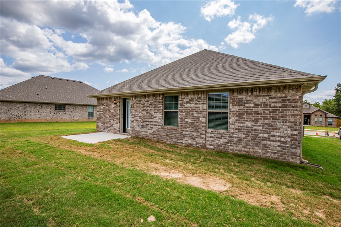main property photo 16