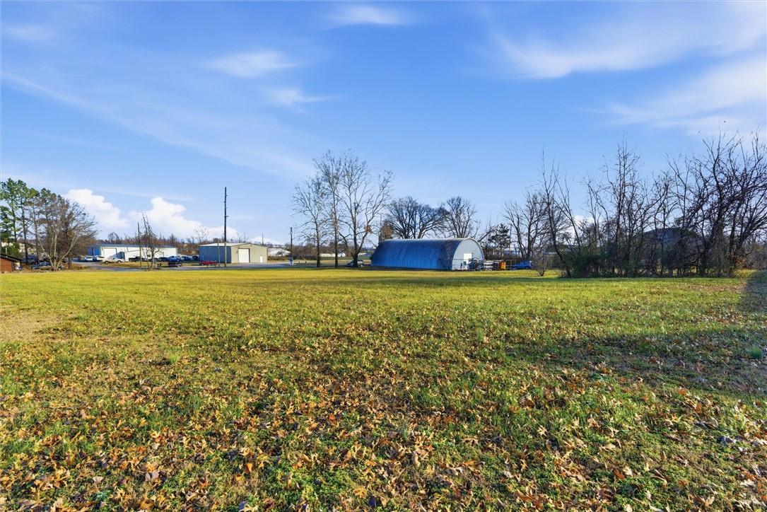 main property photo 26