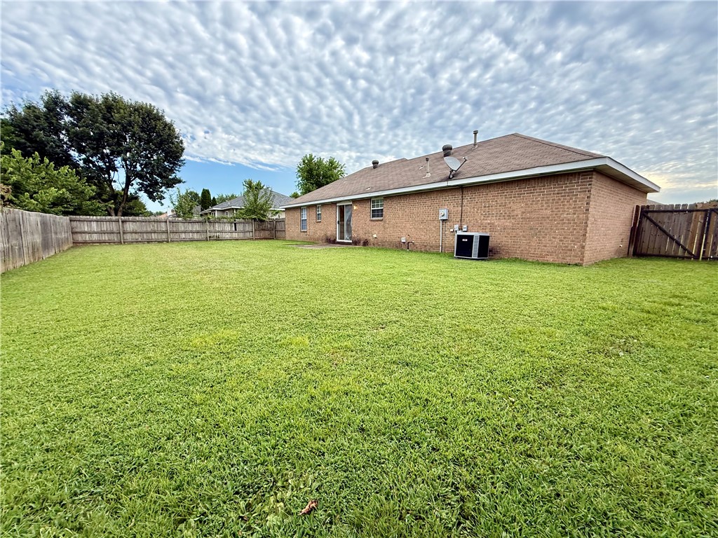 main property photo 12