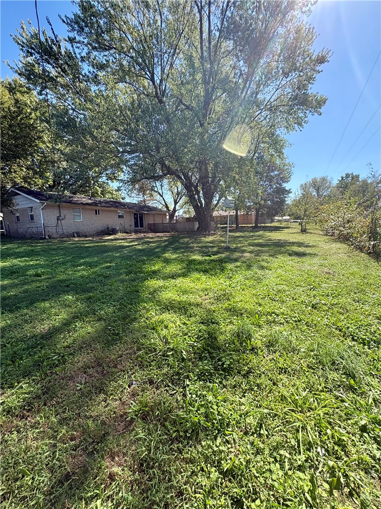 main property photo 24