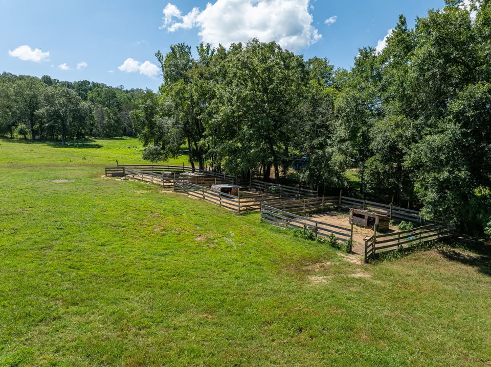 main property photo 44