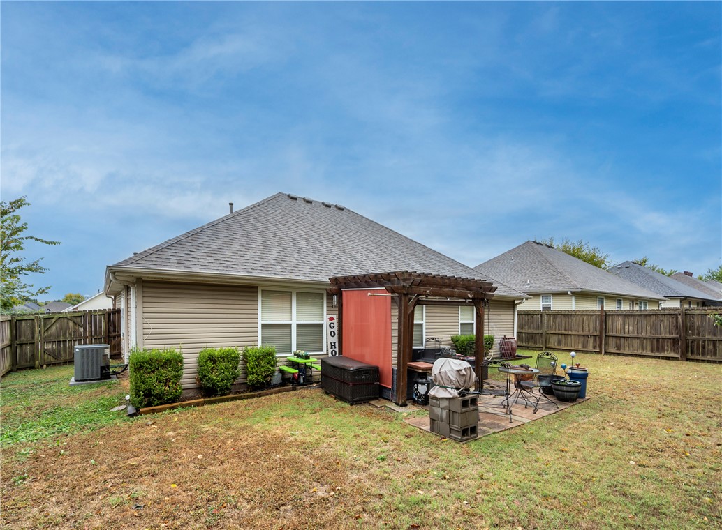 main property photo 24